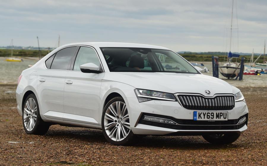 Skoda Superb iV (3V) (UK) '2019
